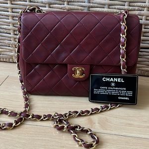 Vintage Chanel 20cm Square